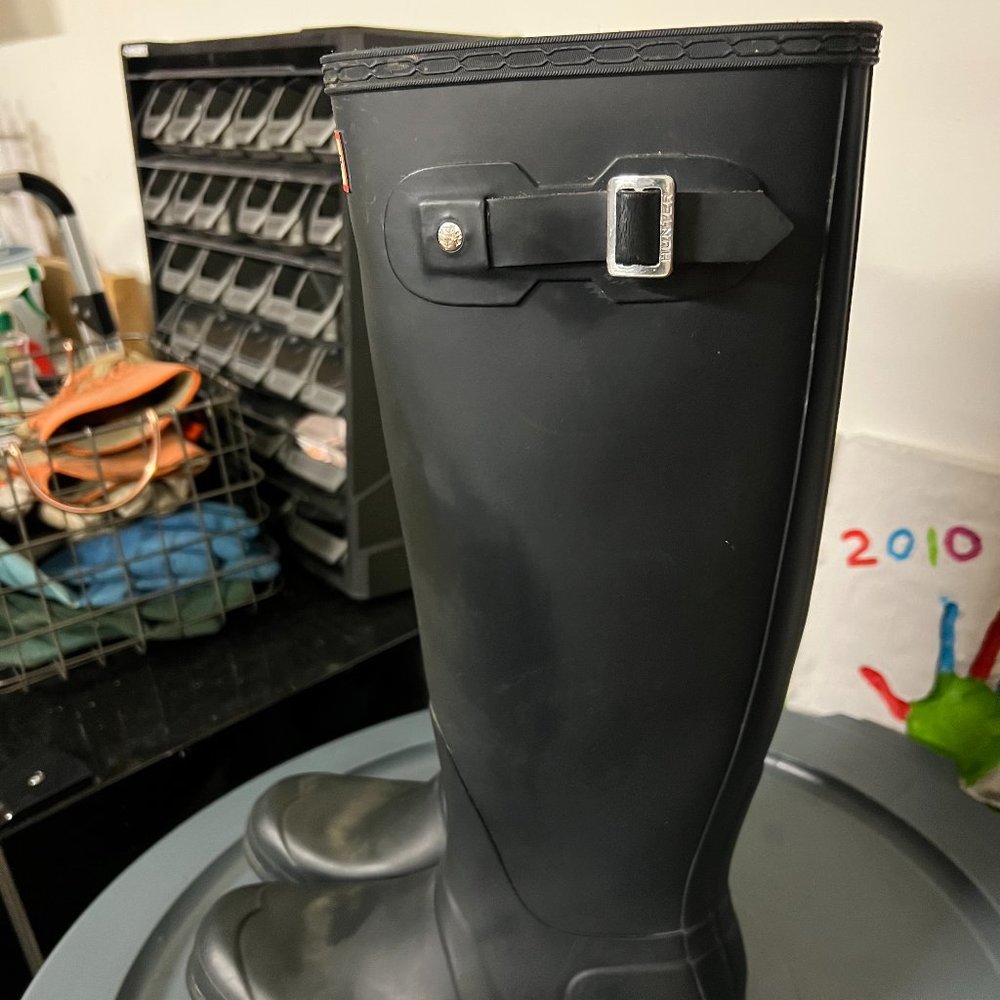 Hunter Women's Original Tall Rainboots Size 8 in Black - Picture 9 of 9